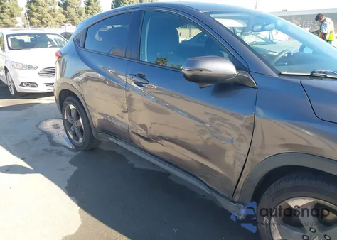 2018 Honda Hr-V Ex z USA, uszkodzony, nr VIN 3CZRU5H50JM709416